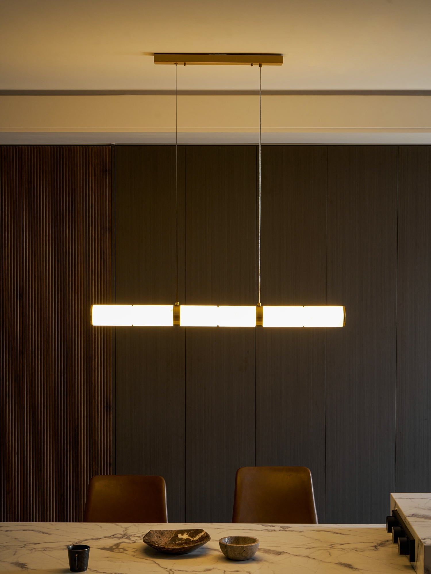 Alabaster Beam Pendant Light