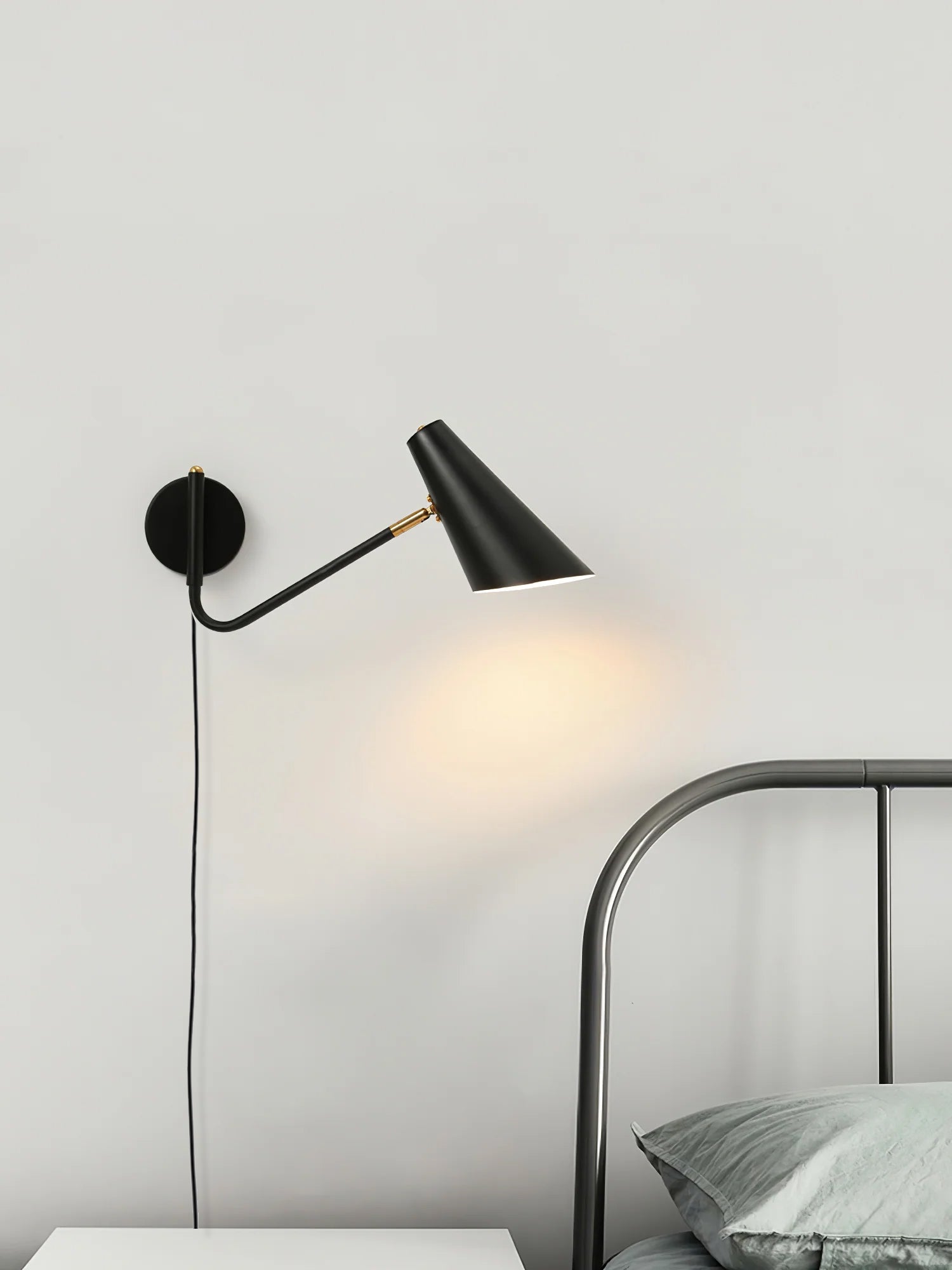 Apex Plug-in Wall Sconce
