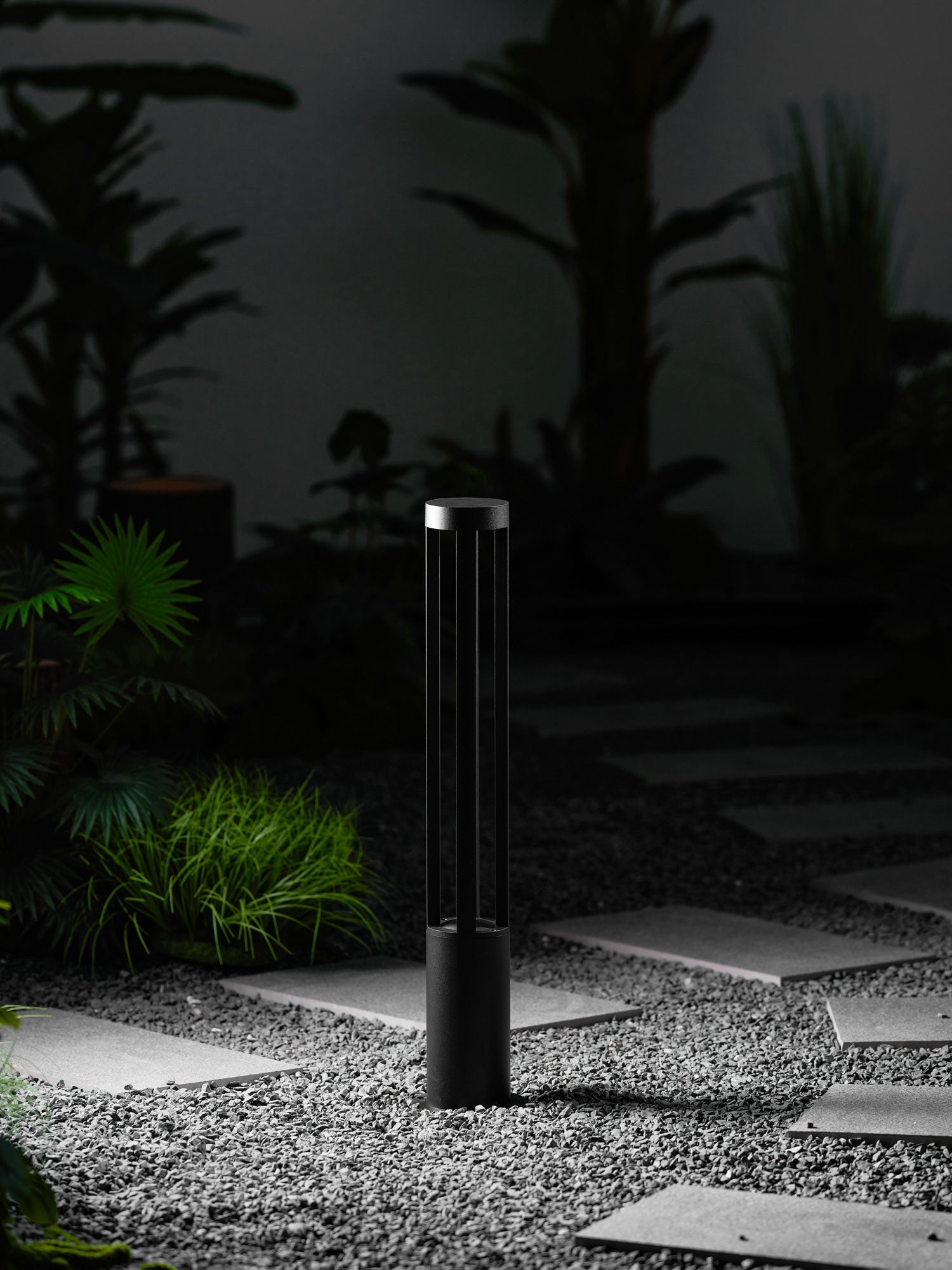 Black Cylindrical Garden Outdoor Light
