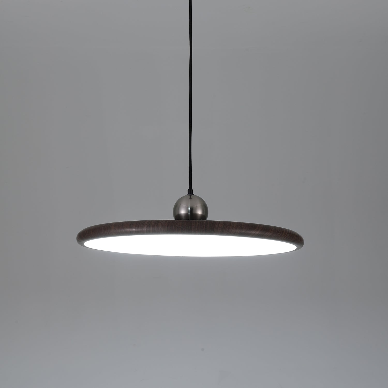 Ovalo Grain Pendant Light