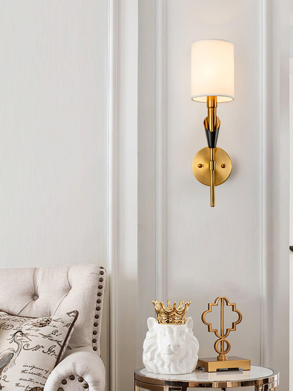 Tate Wall Lamp
