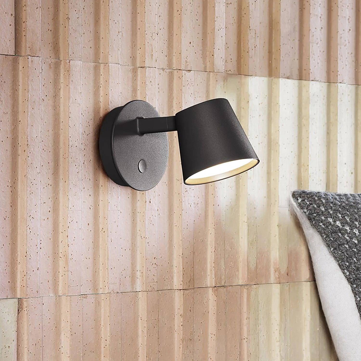 Core Wall Lamp